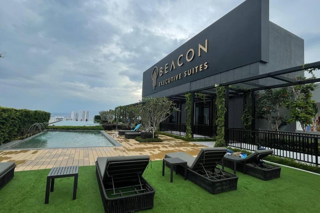 Beacon Executive #georgetown #infinitypool #15